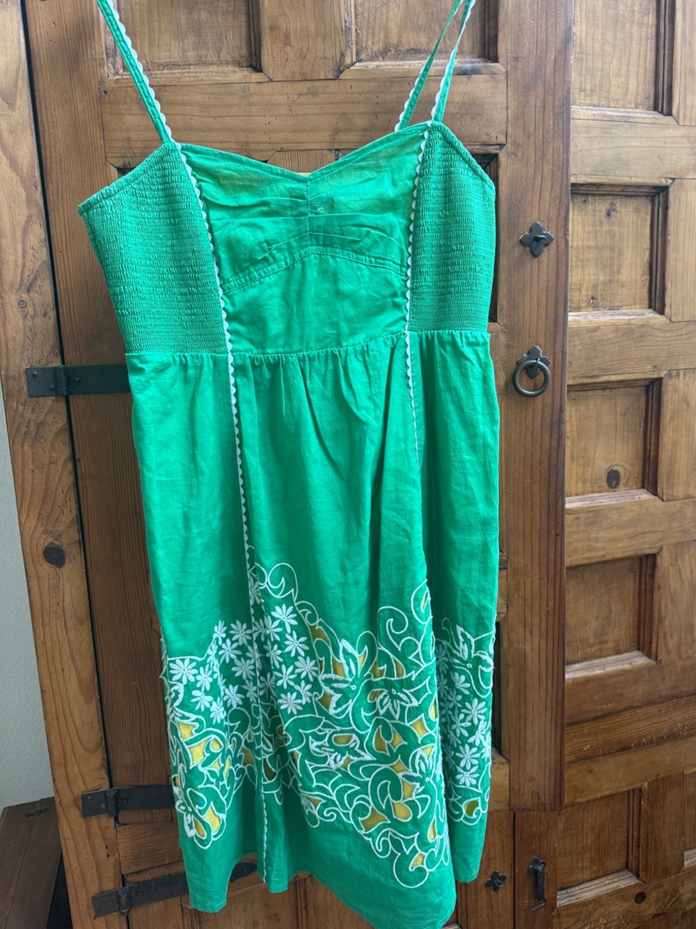 Vintage Nina green Floral Midi Dress lining Smocked Bodice and Spaghetti Straps